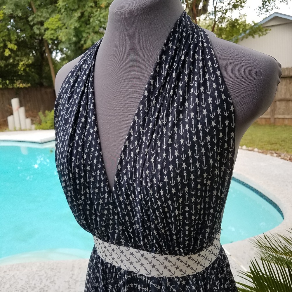 ❌Dolce & Gabbana Silk Blue and White Halter Dress - Picture 2 of 8
